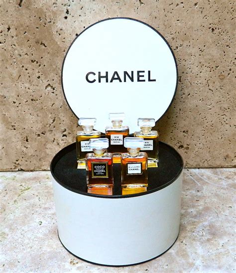 women's set chanel perfumepink vintage chanel|Chanel perfume set for women.